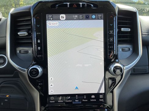 Certified 2024 RAM 2500 Laramie image 19