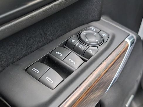 Used 2023 Chevrolet Silverado 2500 High Country w/ Z71 Off-Road Package image 29