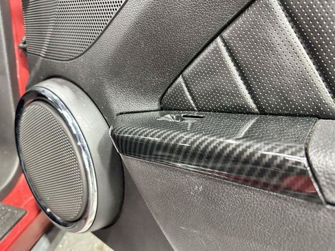 Used 2010 Ford Mustang Premium RWD image 32