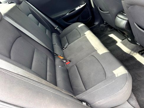 Used 2021 Chevrolet Malibu RS image 12