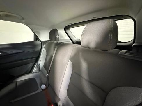 Used 2024 Chevrolet TrailBlazer LT w/ LT Cold Weather Package FWD image 22