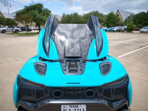 Used 2025 McLaren Artura Spider RWD image 57
