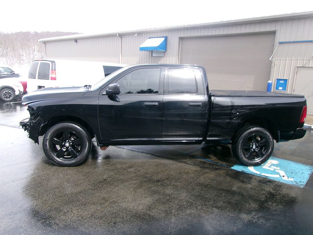 Used 2014 RAM 1500 Express w/ Black Ram 1500 Express Group AWD/4WD image 5