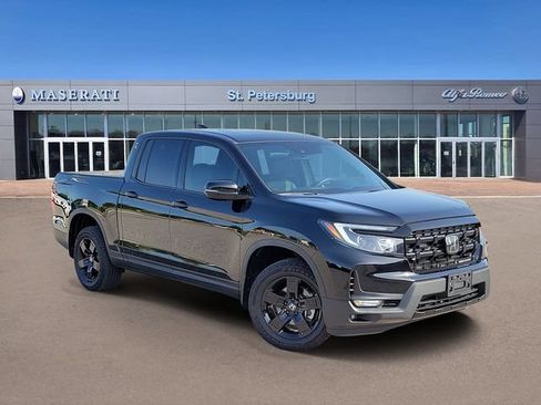 Used 2025 Honda Ridgeline Black Edition image 1