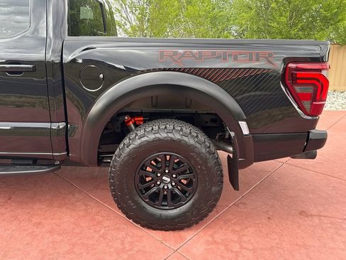 Used 2024 Ford F150 Raptor AWD/4WD image 37