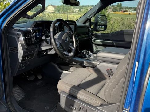 Used 2023 Ford F150 XLT AWD/4WD image 3