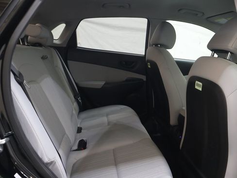Used 2023 Hyundai Kona SEL FWD image 13