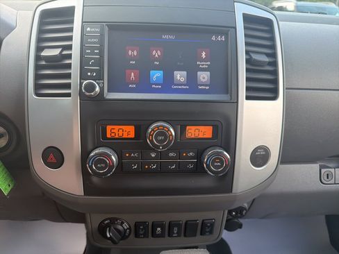 Used 2019 Nissan Frontier SV w/ Value Truck Package AWD/4WD image 14