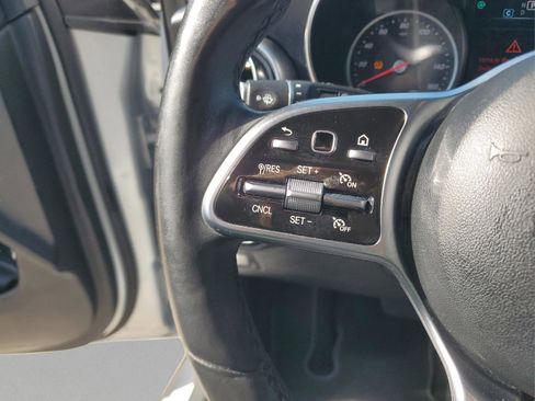 Used 2020 Mercedes-Benz GLC 300 4MATIC image 24