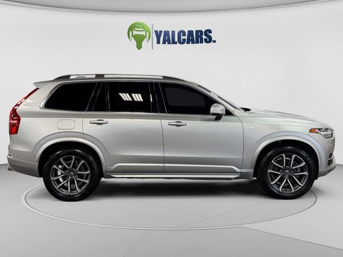 Used 2018 Volvo XC90 T5 Momentum w/ Convenience Package AWD/4WD image 6