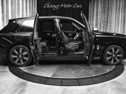 Used 2023 Rolls-Royce Cullinan w/ Cullinan Package AWD/4WD image 51