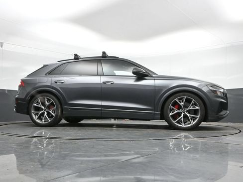 Used 2023 Audi SQ8 Prestige AWD/4WD image 43
