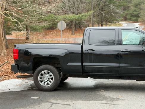 Used 2015 Chevrolet Silverado 3500 LT w/ LT Convenience Package AWD/4WD image 10