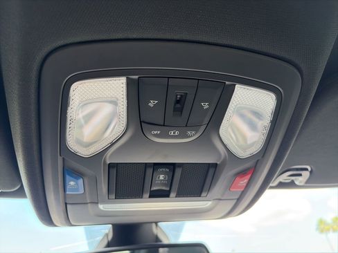 Used 2019 RAM 1500 Big Horn AWD/4WD image 21