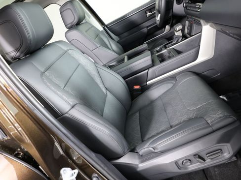 Used 2023 Toyota Tundra Limited AWD/4WD image 42