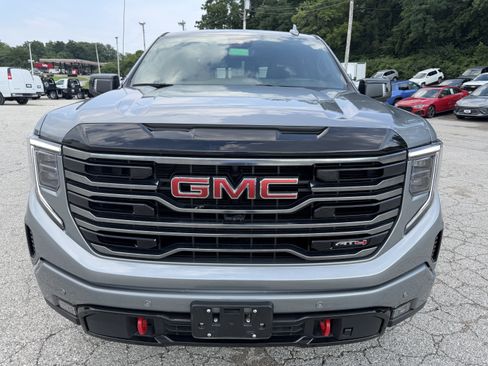 Used 2025 GMC Sierra 1500 AT4 w/ AT4 Premium Package AWD/4WD image 2