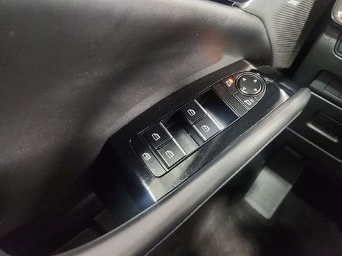 Used 2024 MAZDA MAZDA3 Hatchback w/Premium Plus Pkg image 16