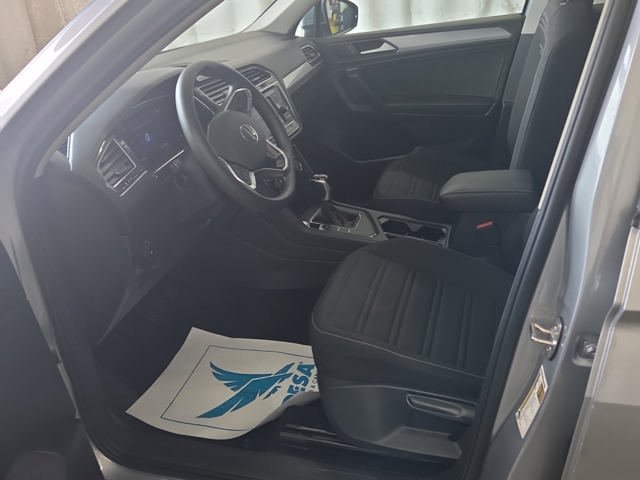 Used 2023 Volkswagen Tiguan S FWD image 4
