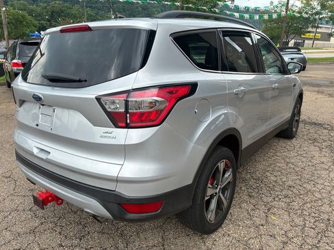 Used 2017 Ford Escape SE w/ Equipment Group 201A FWD image 17