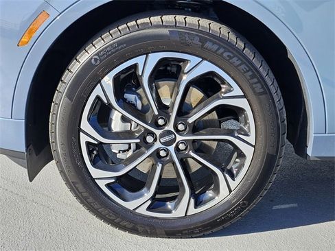 New 2026 Lincoln Nautilus Reserve image 10