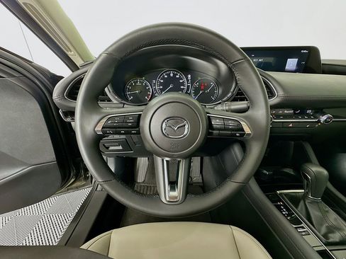 Used 2025 MAZDA MAZDA3 s image 11