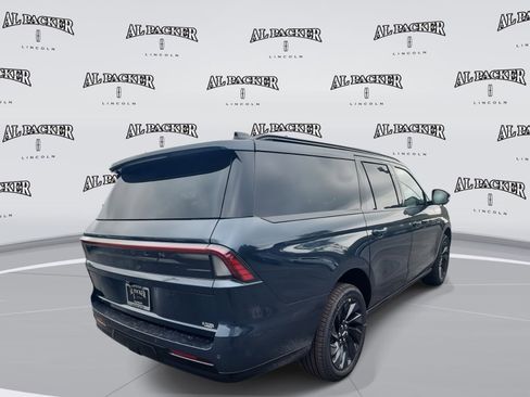 New 2026 Lincoln Navigator L Reserve w/ Jet Appearance Package image 5