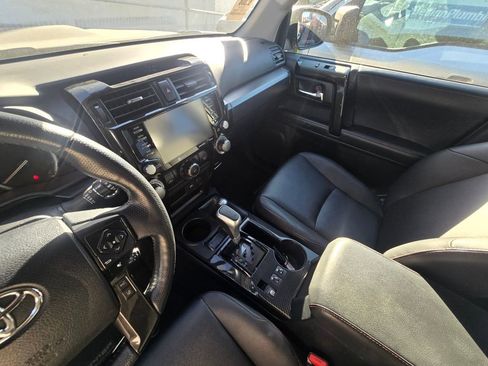 Used 2024 Toyota 4Runner TRD Off-Road Premium image 16