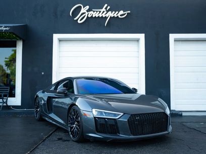 Used 2018 Audi R8 V10 w/ Premium Package