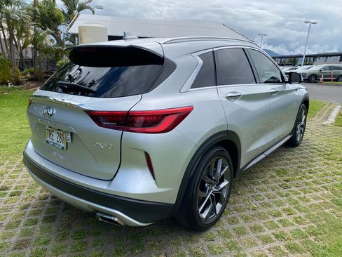 Used 2019 INFINITI QX50 Essential w/ Sensory Package FWD image 7