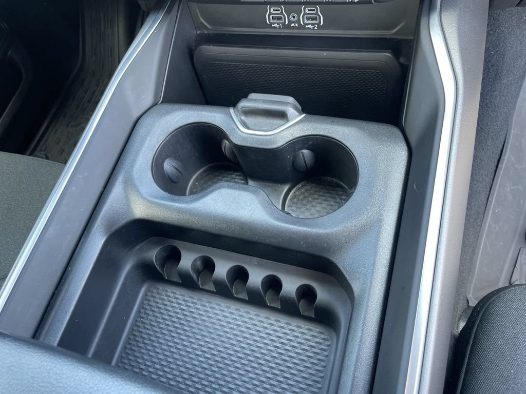 Used 2025 RAM 1500 Big Horn AWD/4WD image 30