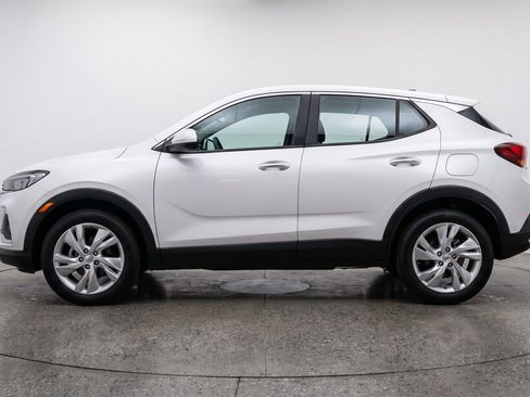 Used 2025 Buick Encore GX Preferred AWD/4WD image 5