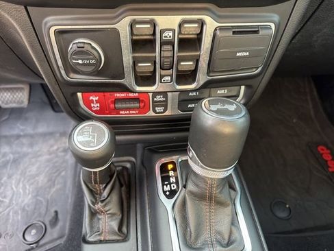 Used 2021 Jeep Wrangler Unlimited Rubicon w/ Trailer Tow Package image 29