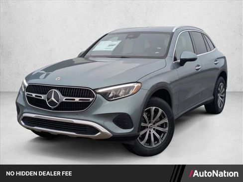 Used 2026 Mercedes-Benz GLC 300 image 1