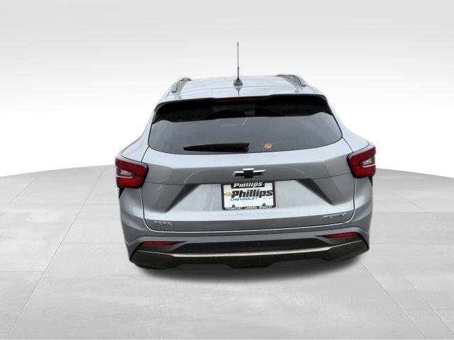 Certified 2024 Chevrolet Trax ACTIV w/ Sunroof Package FWD image 5