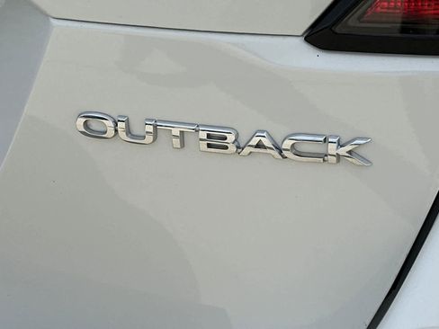 Used 2025 Subaru Outback Limited image 27