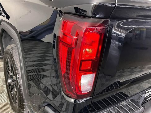 Used 2023 GMC Sierra 1500 Elevation w/ Elevation Premium Package AWD/4WD image 28