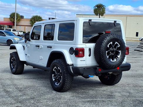 Used 2024 Jeep Wrangler Unlimited Rubicon 4xe image 5