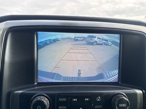 Used 2018 Chevrolet Silverado 1500 LT w/ LT Eassist Package image 29