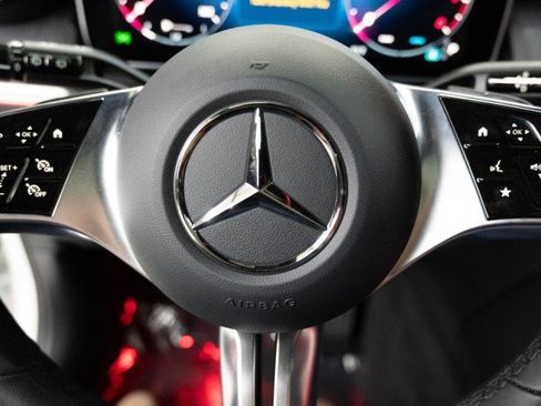 New 2026 Mercedes-Benz GLC 300 image 21