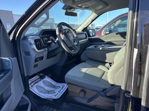 Used 2023 Ford F150 XLT w/ XTR Package image 12