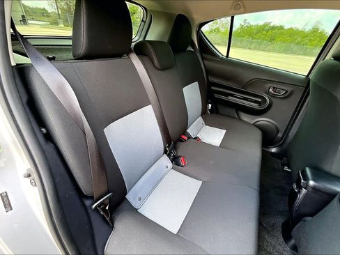 Used 2018 Toyota Prius C Two image 20