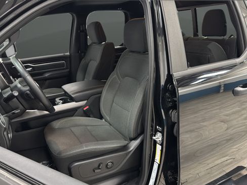 Used 2023 RAM 1500 Big Horn AWD/4WD image 9