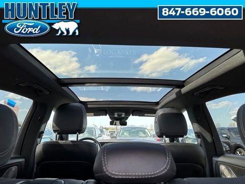 Used 2025 Mercedes-Benz GLE 350 4MATIC image 13