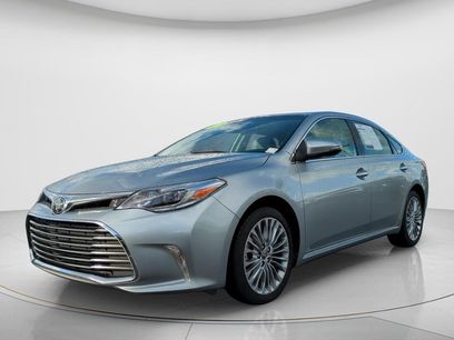 Used 2016 Toyota Avalon Limited w/ Toyota Safety Sense Package