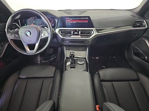 Used 2022 BMW 330i Sedan w/ Driving Assistance Package RWD image 11