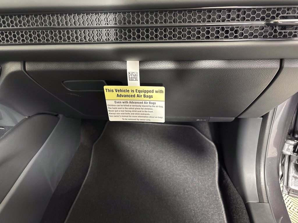 Used 2027 Honda HR-V LX image 16