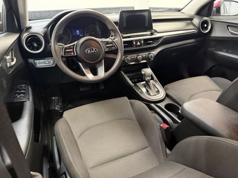 Used 2020 Kia Forte LXS FWD image 7