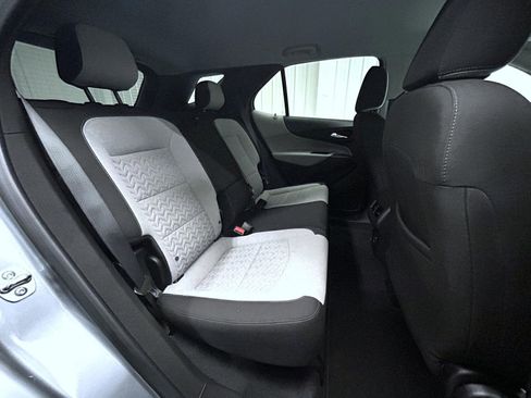 Used 2024 Chevrolet Equinox LT image 18