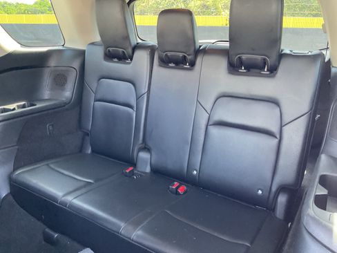 Used 2023 Nissan Pathfinder SL w/ SL Premium Package FWD image 27