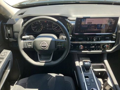 New 2026 Nissan Pathfinder SV AWD/4WD image 21